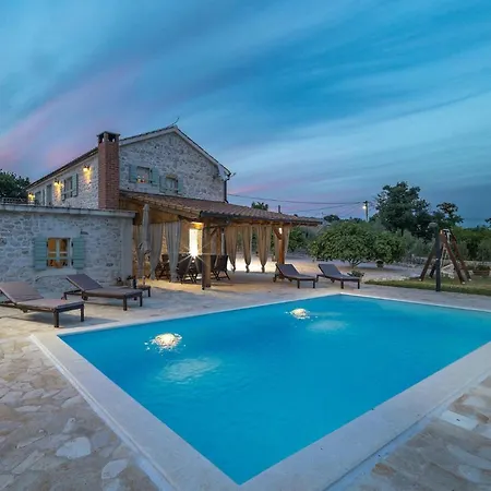 Сasa de vacaciones Jerolim *