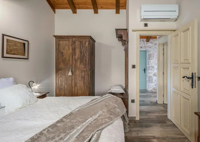 Jerolim Nyaraló Zára